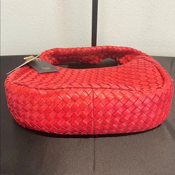 GLB | Woven Leather Hobo Bag - Picture 8 of 9